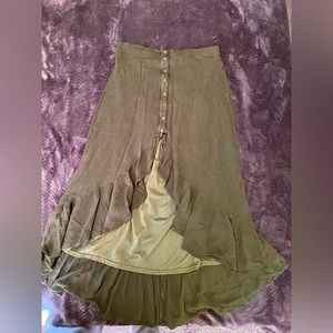 Green high low skirt
